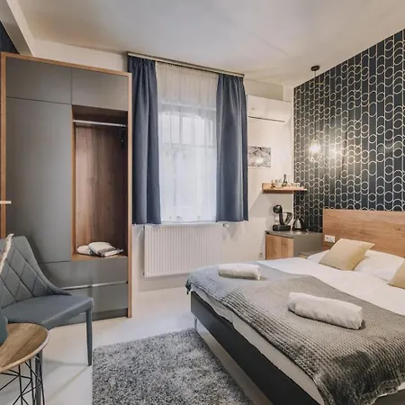 Apartmanhaz Soho Győr Extérieur photo